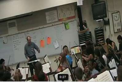 Τι έπαθε αυτός ο δάσκαλος μουσικής;